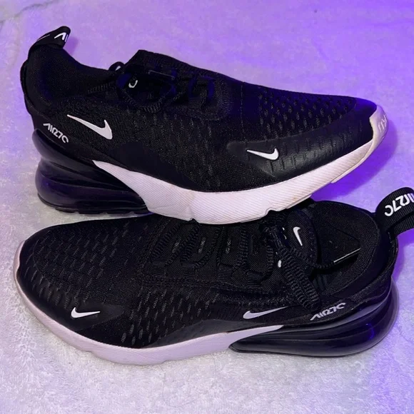 nike air 270s - Picture 1 of 9